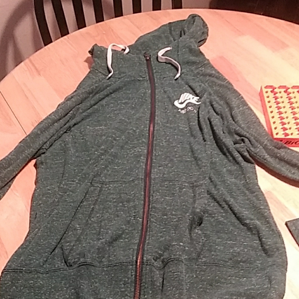 Nike Sweater